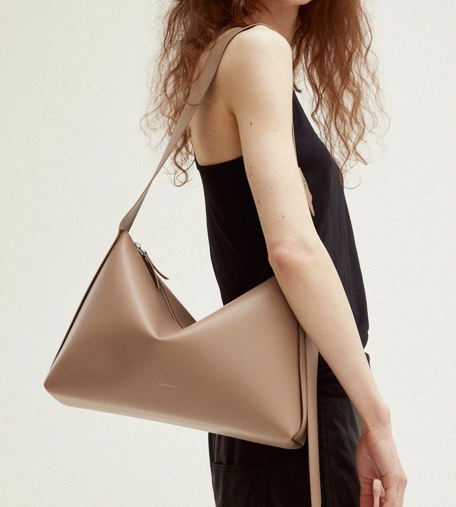 [OUT OF STOCK]  LOG ZIP BAG - Artificial Leather_TAUPE