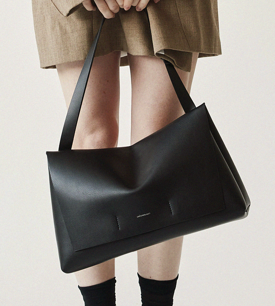 [OUT OF STOCK]  MOD FLAP BAG L - Artificial Leather_BLACK